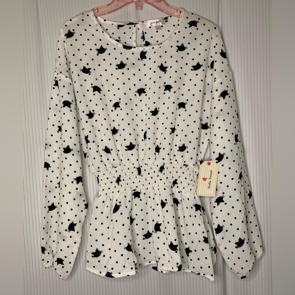 Stellla Tweed Cat Print Blouse White and Black Long Sleeve Elastic Cuff